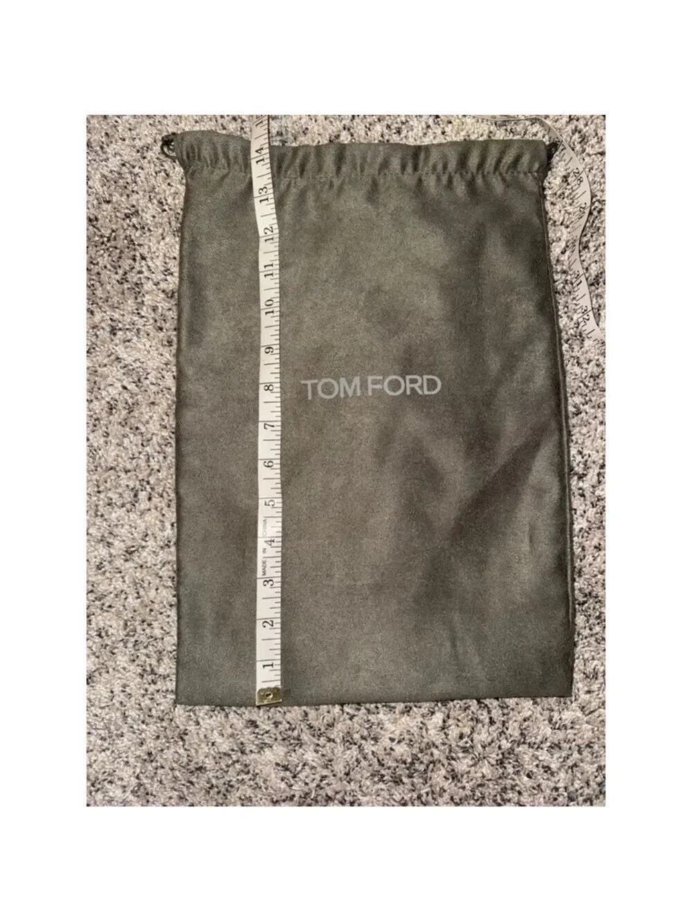 TOM FORD authentic tom